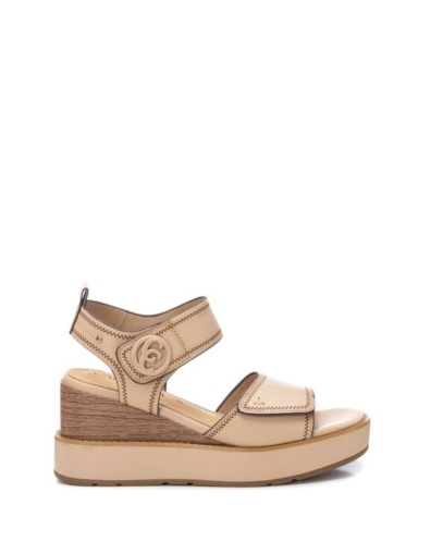 Дамски бежови сандали на платформа CARMELA