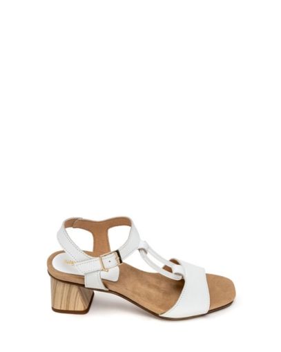 Дамски бели кожени сандали YOSHINO