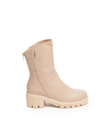 Дамски бежови кожени боти NeroGiardini