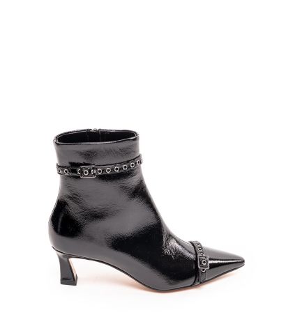 Дамски черни лачени боти BIANCA DI