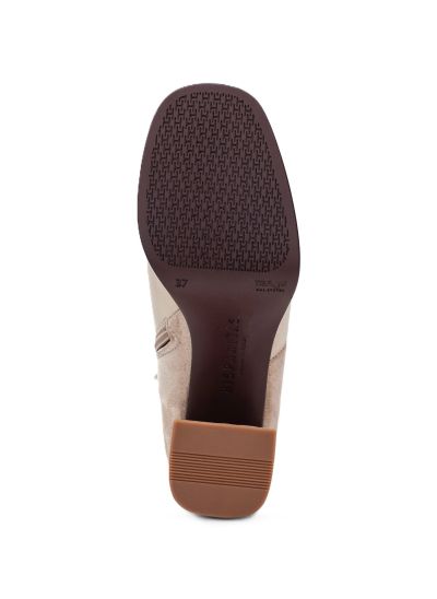 Дамски бежови боти HISPANITAS