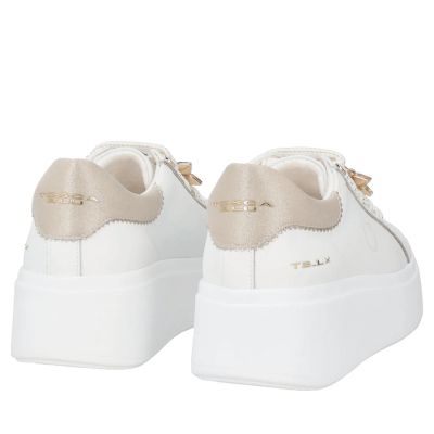 Дамски бели спортни обувки TOSCA BLU