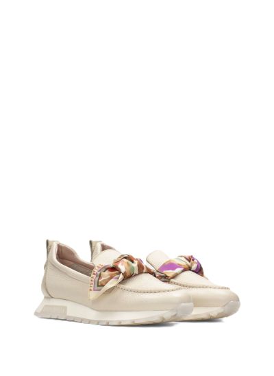 Дамски бежови кожени мокасини HISPANITAS