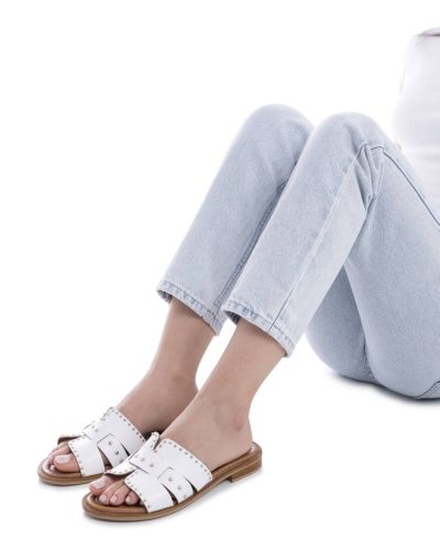 Дамски бели чехли CARMELA