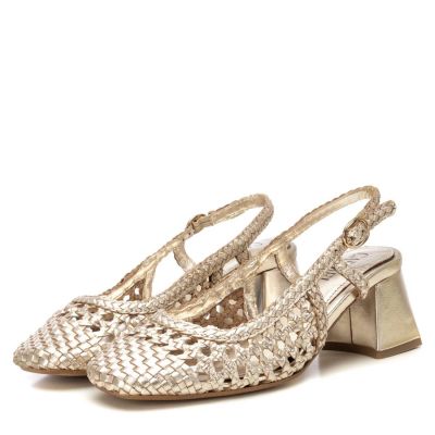 Дамски златисти обувки CARMELA