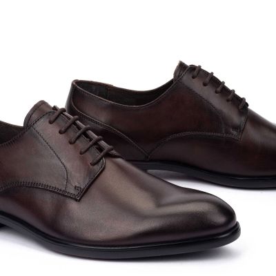 Мъжки кожени обувки с връзки PIKOLINOS