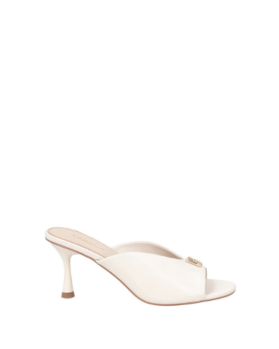 Дамски бежови чехли TOSCA BLU