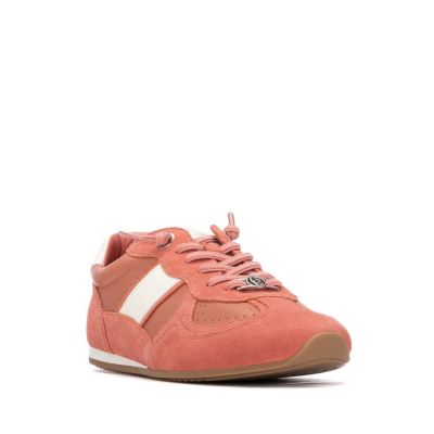 Дамски спортни обувки CARMELA