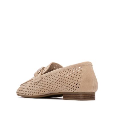 Дамски бежови обувки CARMELA