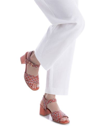 Дамски сандали CARMELA