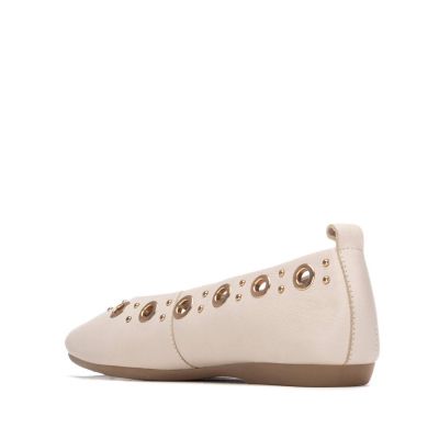 Дамски обувки CARMELA