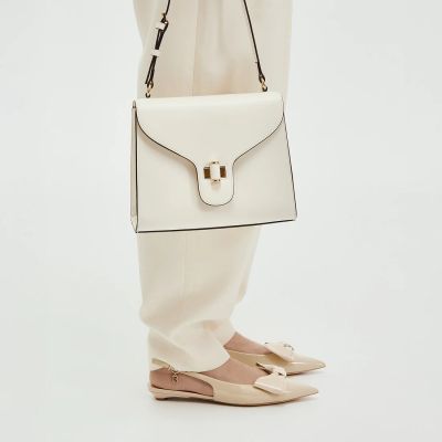 Дамска кожена чанта TOSCA BLU