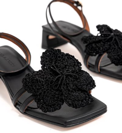 Дамски черни сандали ANGEL ALARCON