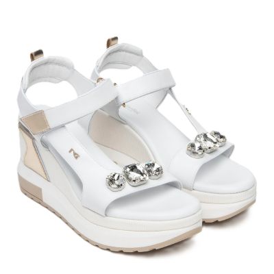 Дамски сандали на платформа с декоративни камъни Nero Giardini