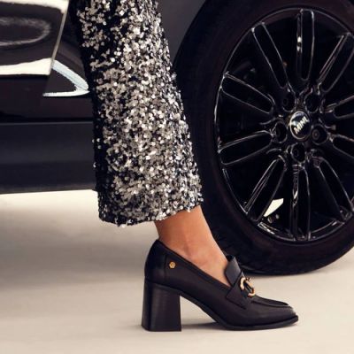 Дамски черни кожени мокасини CARMELA