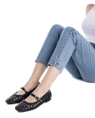 Дамски черни балерини CARMELA