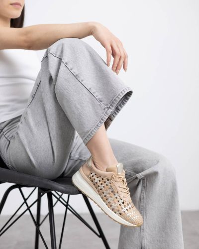 Дамски бежови спортни обувки CARMELA