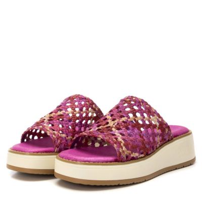 Дамски  чехли на платформа CARMELA