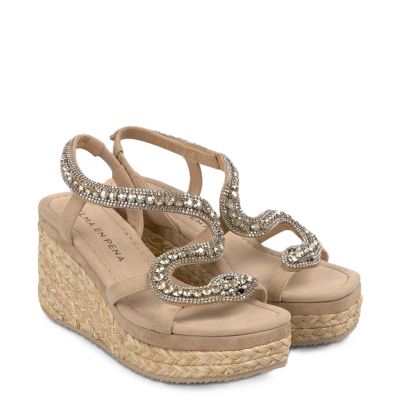 Дамски бежови сандали на платформа ALMA EN PENA