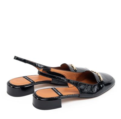 Дамски кожени обувки лак ANGEL ALARCON