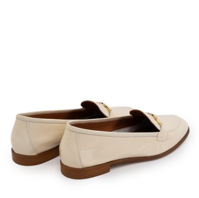 Дамски кожени обувки лак ANGEL ALARCON