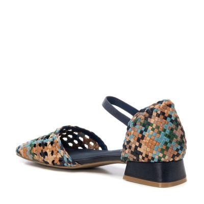 Дамски кожени плетени обувки CARMELA