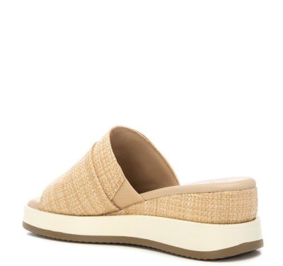 Дамски бежови чехли CARMELA