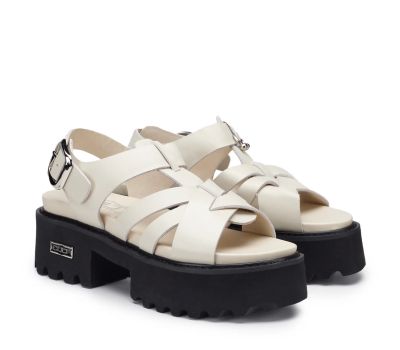 Дамски кожени сандали на платформа CULT