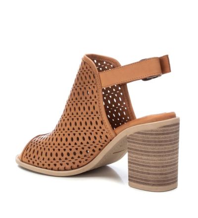 Дамски камелени кожени сандали CARMELA