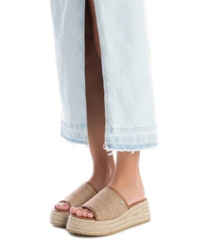 Дамски чехли с платформа REFRESH