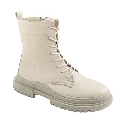 Дамски бежови кожени анатомични боти SAFE STEP