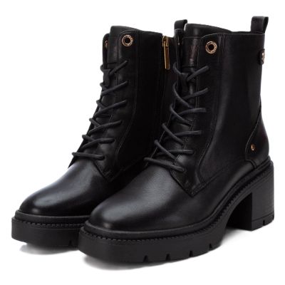 Дамски черни кожени боти CARMELA