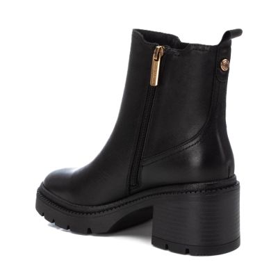 Дамски черни кожени боти CARMELA