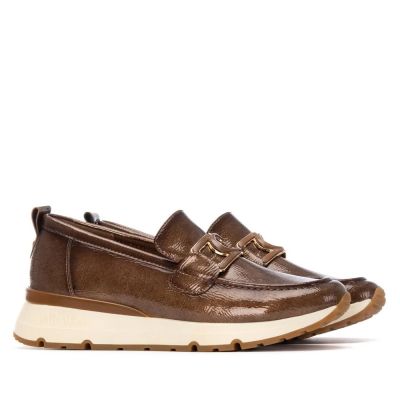 Дамски спортни мокасини лак CARMELA