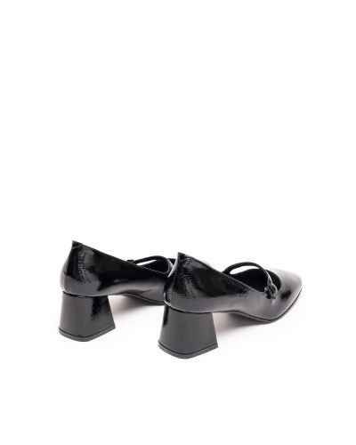 Дамски черни обувки лак ALBANO