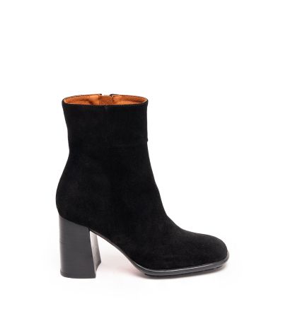 Дамски черни велурени боти ANGEL ALARCON