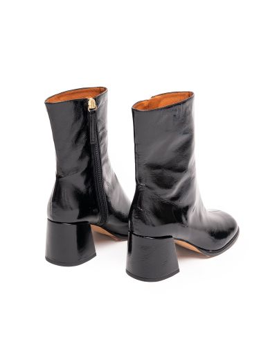 Дамски черни боти лак ANGEL ALARCON