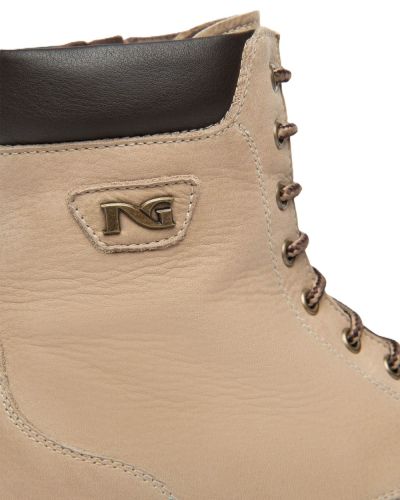 Дамски бежови кожени боти NeroGiardini