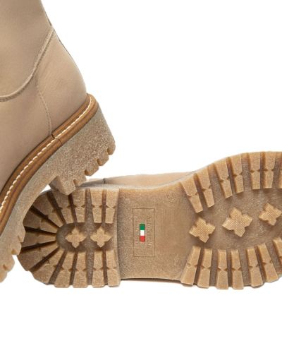 Дамски бежови кожени боти NeroGiardini