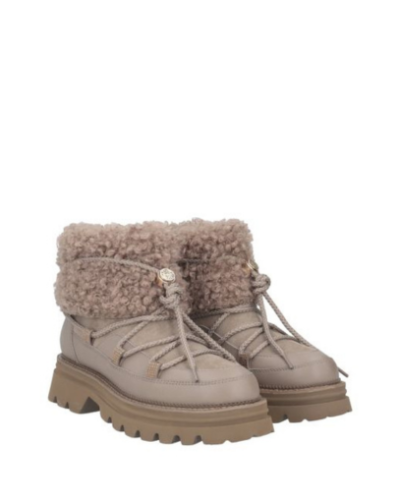 Дамски бежови кожени боти TOSCA BLU