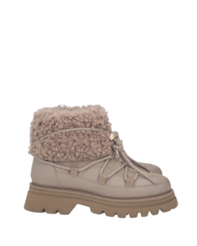 Дамски бежови кожени боти TOSCA BLU