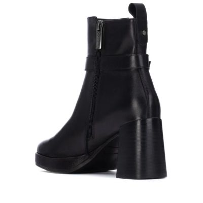 Дамски елегантни кожени боти CARMELA