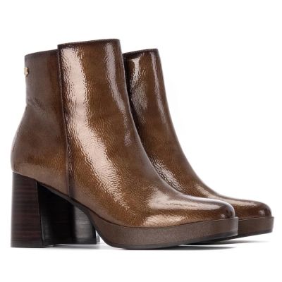 Дамски елегантни кафяви боти CARMELA