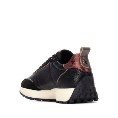 Дамски черни кожени маратонки CARMELA