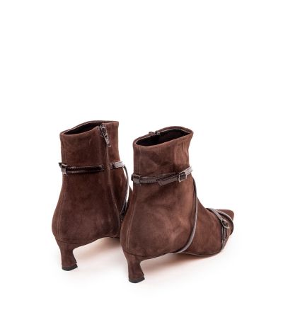 Дамски кафяви велурени боти BIANCA DI