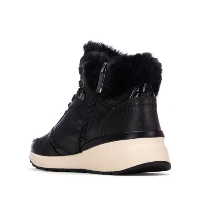 Дамски черни спортни боти CARMELA